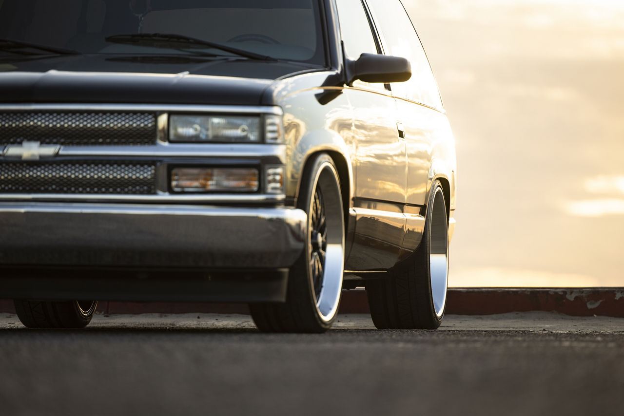 1996 Chevrolet Tahoe US MAG SANTA CRUZ Black Wheel Pros